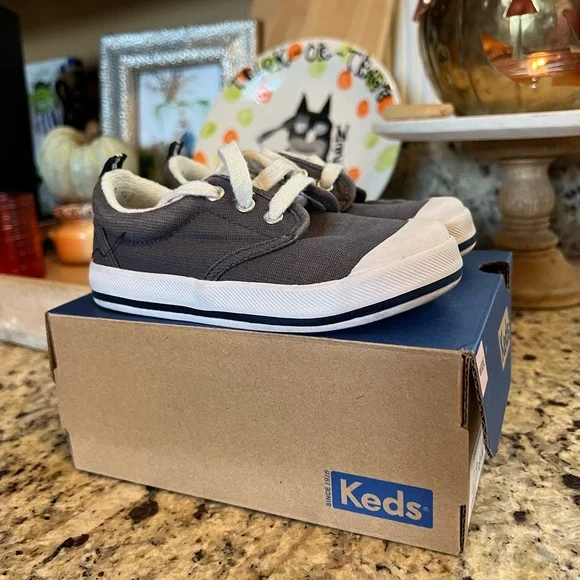 Navy Keds - WIDE - Picture 1 of 3